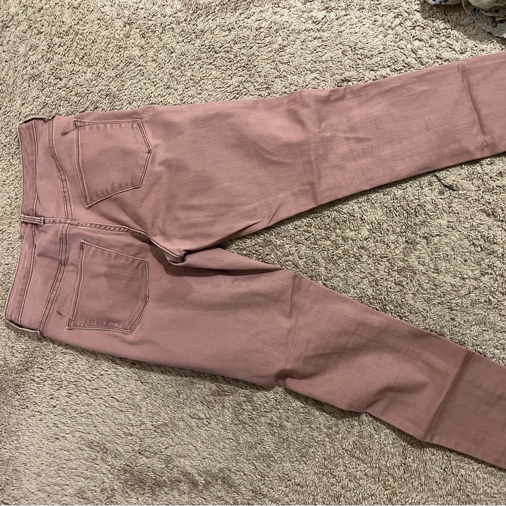 Skinny jeans
